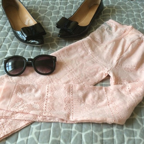 | dusty pink perforated shirt | - Picture 2 of 4
